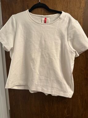 SPANX White Scuba Boxy Tee XL | Flared Back | Structured Athleisure Top